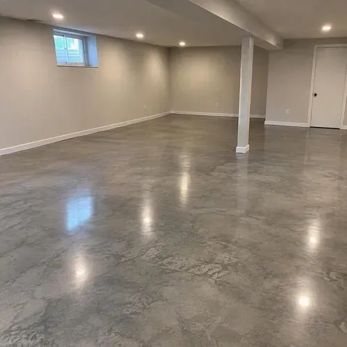 Sealed and polished concrete floor for a rural workshop or trade building